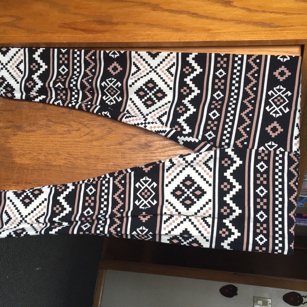 soft patterned leggings
